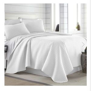 Vilano Oversized Quilt Set Twin/Twin XL White